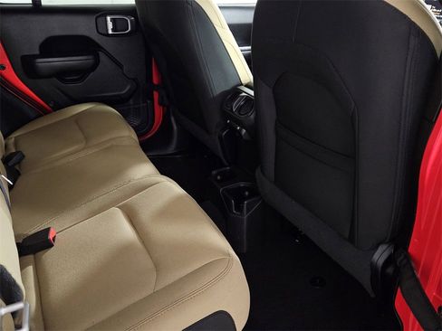 Used 2021 Jeep Wrangler Unlimited Sport image 24