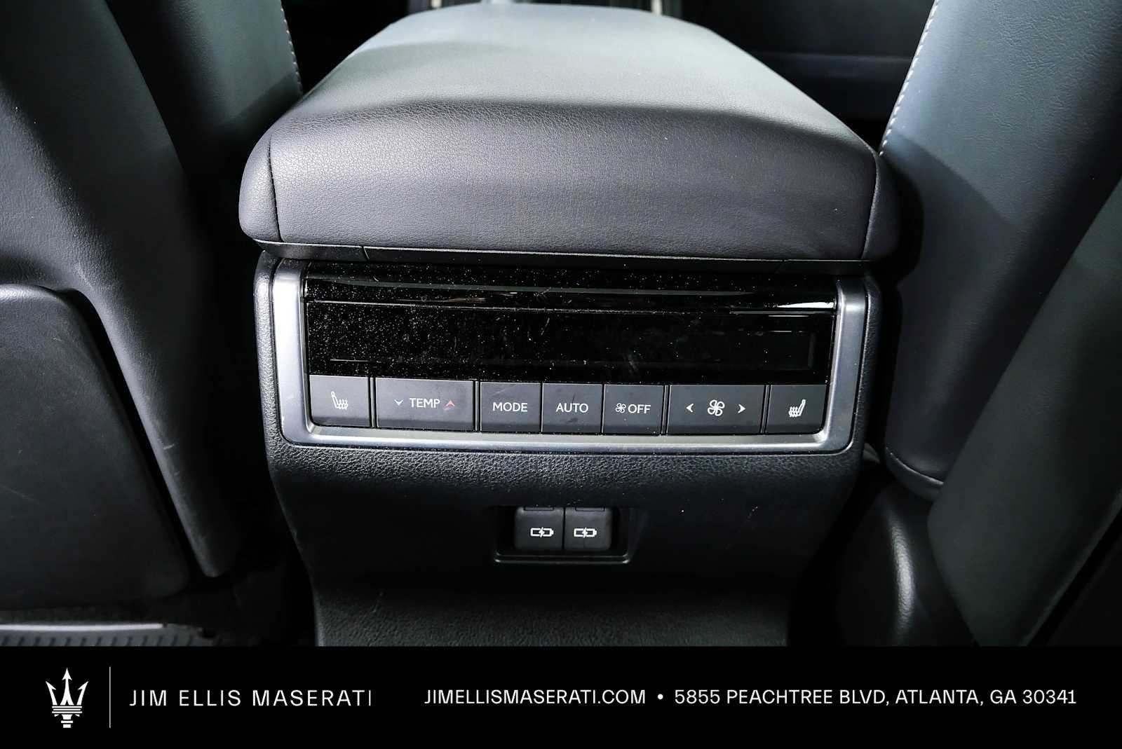 Used 2025 Lexus GX 550 w/ Accessory Package (2T) AWD/4WD image 21