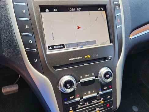 Used 2019 Lincoln MKC Select w/ Select Plus Package image 15