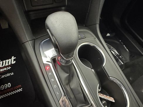 Used 2023 Chevrolet Equinox LT FWD image 21