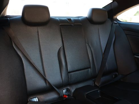 Used 2019 BMW 440i Coupe w/ M Sport Package image 17