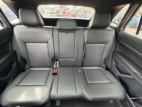 Used 2020 Volkswagen Atlas Cross Sport SEL image 17