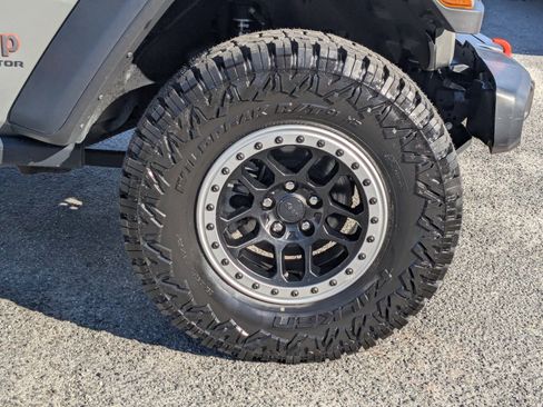 Used 2021 Jeep Gladiator Mojave image 12