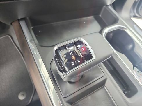 New 2026 GMC Sierra 1500 SLT image 28