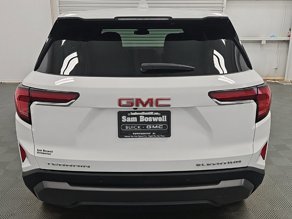 Certified 2026 GMC Terrain Elevation FWD image 8