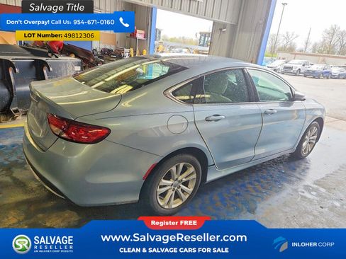 Used 2015 Chrysler 200 Limited w/ Convenience Group FWD image 4