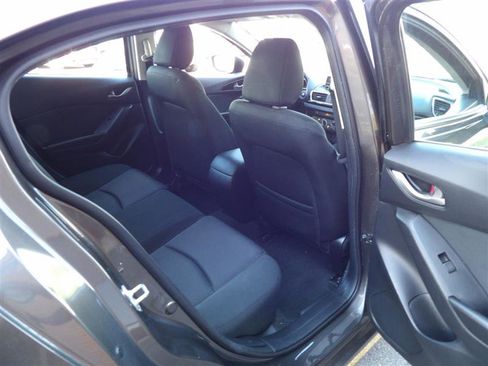 Used 2014 MAZDA MAZDA3 i Sport image 14