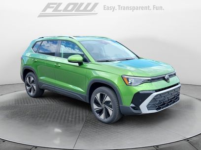 New 2025 Volkswagen Taos SE