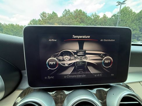 Used 2017 Mercedes-Benz C 300 Sedan image 22