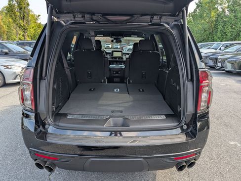 Used 2023 Chevrolet Tahoe RST w/ RST Performance Edition image 13