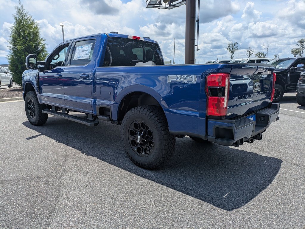 New 2026 Ford F250 Lariat w/ Black Appearance Package AWD/4WD image 10