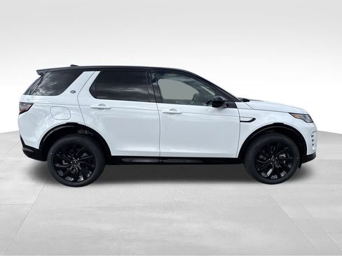 New 2025 Land Rover Discovery Sport Dynamic SE image 5