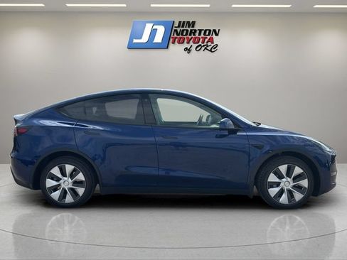 Used 2023 Tesla Model Y Long Range AWD/4WD image 4