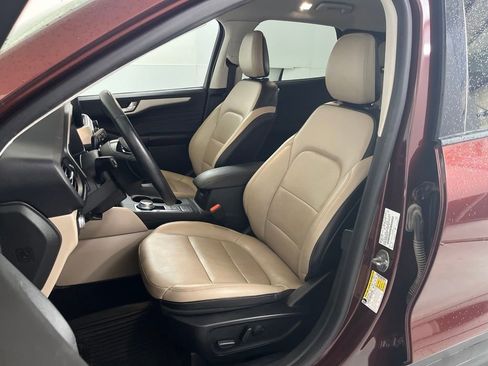 Used 2021 Ford Escape SEL AWD/4WD image 18