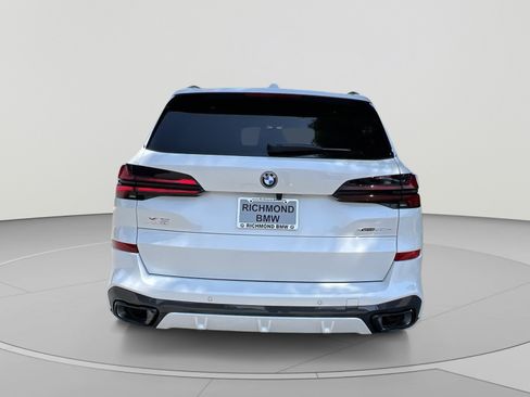 Certified 2026 BMW X5 xDrive50e w/ M Sport Package AWD/4WD image 4