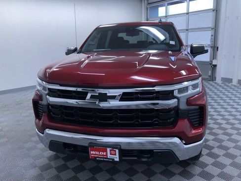 Used 2022 Chevrolet Silverado 1500 LT image 9