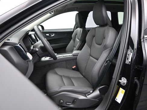 New 2025 Volvo XC60 B5 Plus w/ Protection Package Premier AWD/4WD image 22