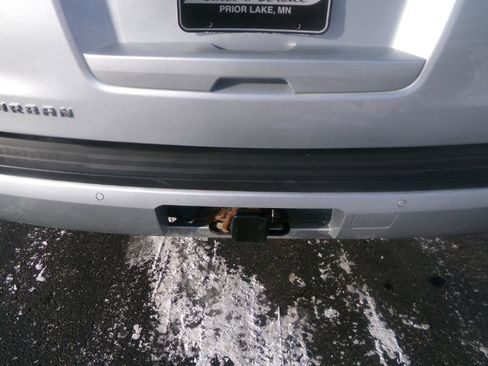 Used 2019 Chevrolet Suburban LT image 10