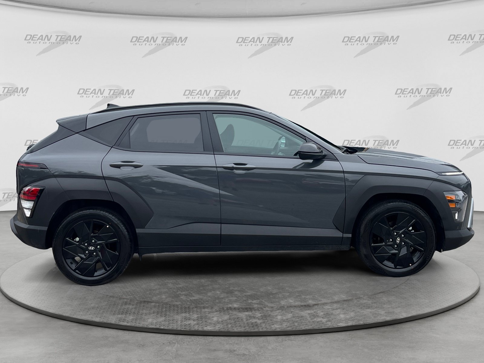 Used 2026 Hyundai Kona SEL Sport FWD image 8