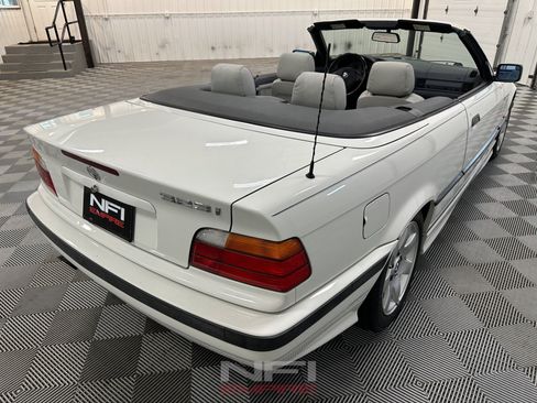 Used 1999 BMW 323i Convertible RWD image 14