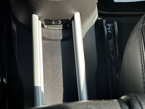 Used 2011 MINI Cooper Countryman image 16