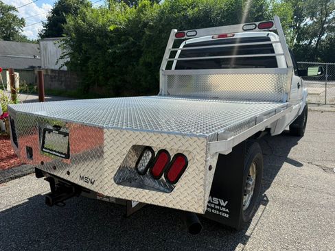 Used 2006 GMC Sierra 2500 SLE w/ Heavy-Duty Power Package AWD/4WD image 9