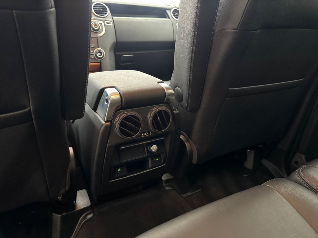 Used 2015 Land Rover LR4 HSE AWD/4WD image 27