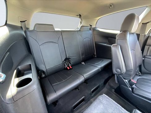 Used 2016 Buick Enclave Leather FWD image 28