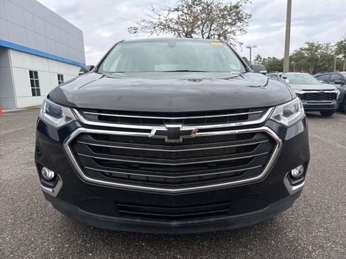 Certified 2020 Chevrolet Traverse LT image 3
