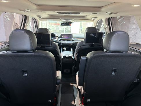 Used 2022 Kia Telluride SX w/ Nightfall Edition Package AWD/4WD image 10