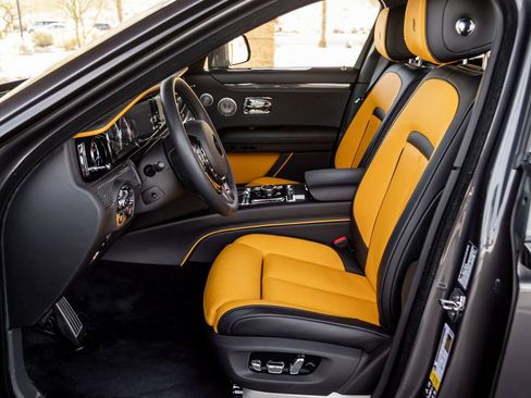 Certified 2024 Rolls-Royce Ghost Black Badge w/ Black Badge Ghost Package image 26