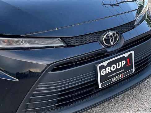 Used 2023 Toyota Corolla LE image 29
