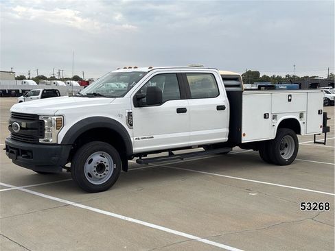 Used 2018 Ford F550 2WD Crew Cab Super Duty image 1