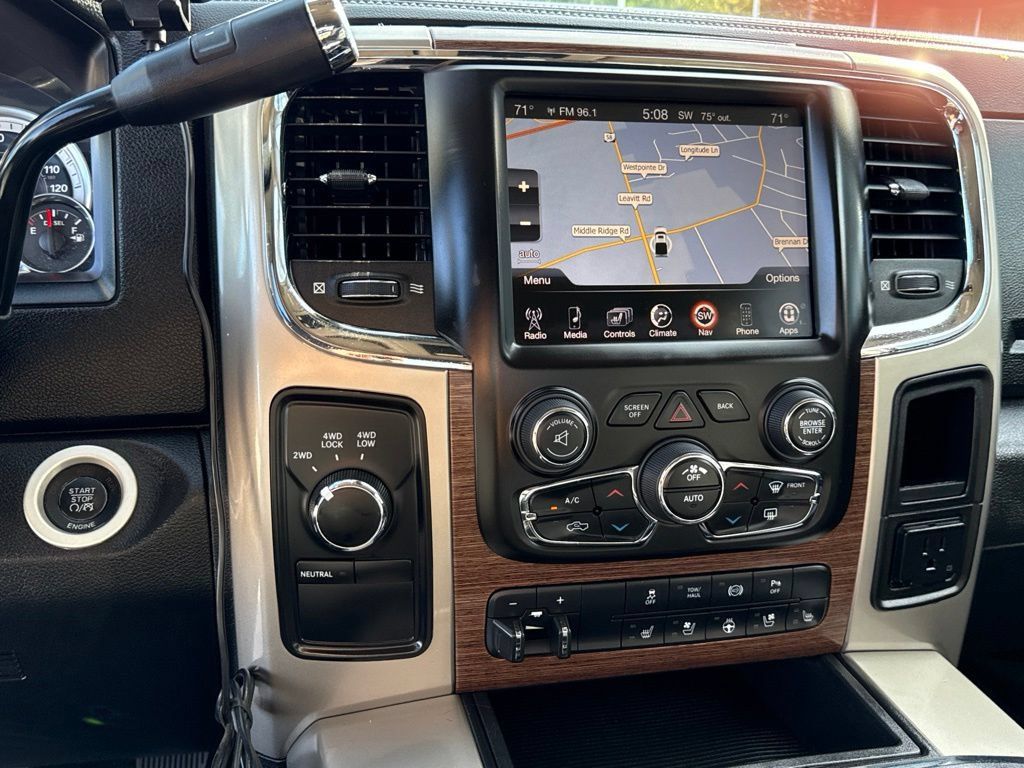 Used 2014 RAM 3500 Laramie AWD/4WD image 33