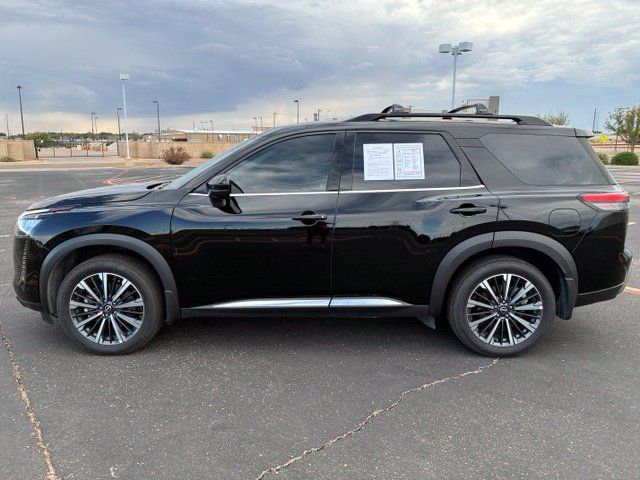 Certified 2026 Nissan Pathfinder Platinum FWD image 3