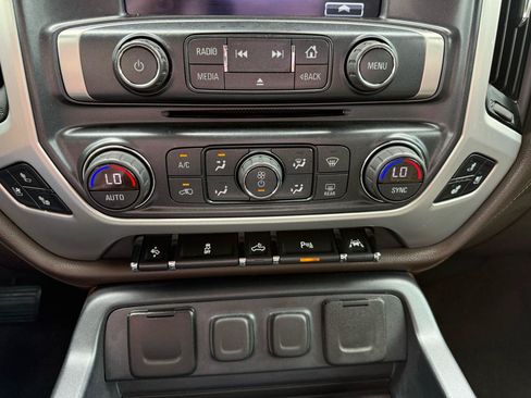 Used 2017 GMC Sierra 1500 SLT RWD image 35