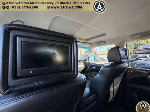 Used 2017 Nissan Armada Platinum w/ Interior Lighting Package RWD image 12
