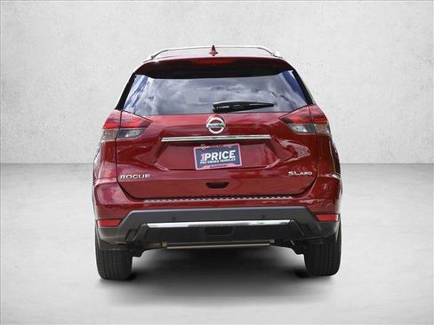 Used 2019 Nissan Rogue SL w/ Premium Package AWD/4WD image 6