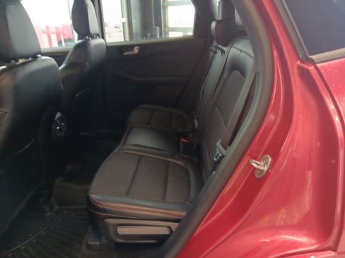 Used 2024 Ford Escape ST-Line w/ Tech Pack #1 image 17