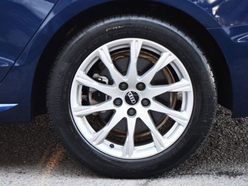 Used 2021 Audi A4 2.0T Premium w/ Convenience Package image 13