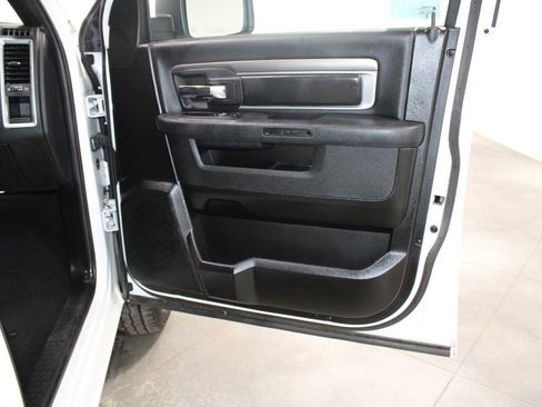 Used 2024 RAM 1500 Classic Warlock image 28