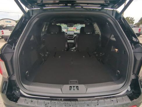 New 2026 Ford Explorer ST-Line w/ ST-Line Street Pack RWD image 14