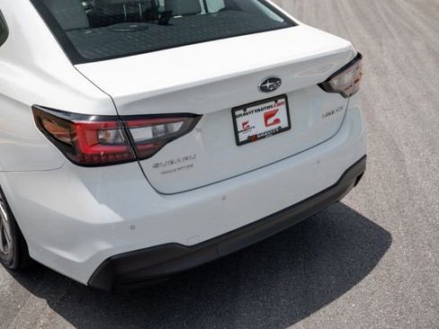 Used 2025 Subaru Legacy Limited AWD/4WD image 17