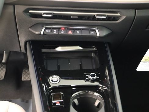New 2026 Audi Q3 quattro 2.0T AWD/4WD image 20