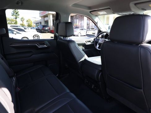 Used 2024 GMC Sierra 1500 SLT image 16