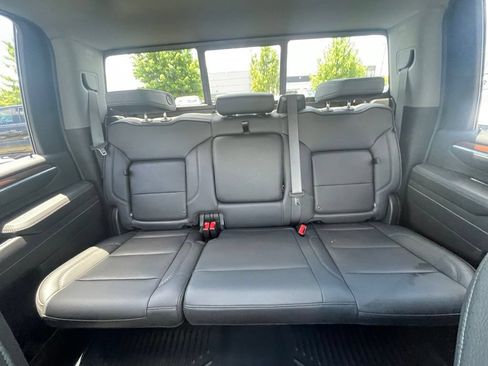Used 2025 GMC Sierra 2500 Denali w/ Technology Package AWD/4WD image 26