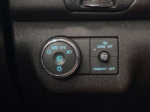 Used 2016 Chevrolet Traverse LTZ AWD/4WD image 30