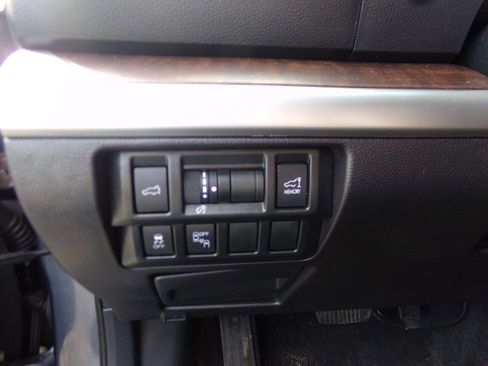 Used 2015 Subaru Outback 2.5i Limited AWD/4WD image 27