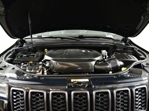 Used 2020 Jeep Grand Cherokee High Altitude image 17