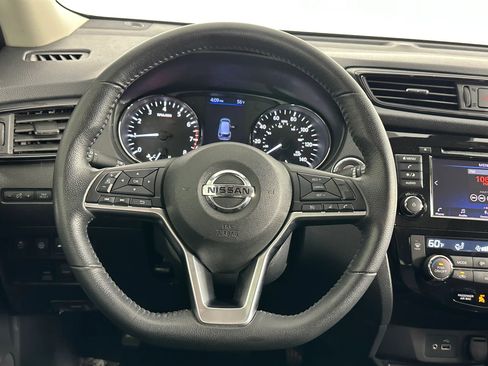Used 2020 Nissan Rogue SV AWD/4WD image 23
